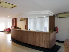Safari Hotel by OYO Rooms