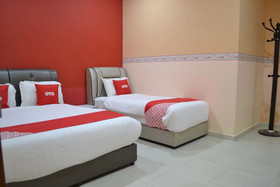Hotel Puteri Miqaila by OYO Rooms