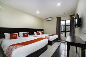 Manjung Inn Hotel by OYO Rooms