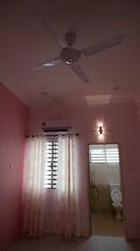 Holidayhome 188 Taman Sejati Suria