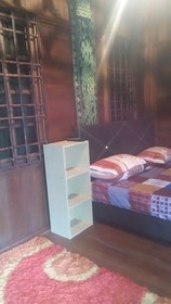 YC Chalet Roomstay Lekir