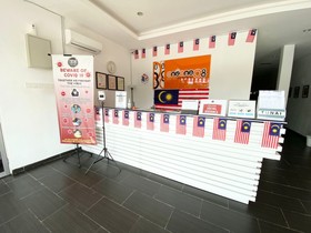 One One 08 Hotel Sungkai