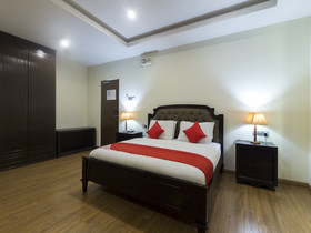 Capital O 90653 Maxwell Inn Boutique Hotel