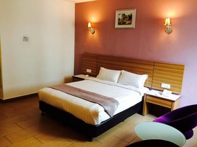Grand Court Hotel