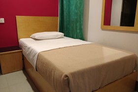 V Hotel by OYO