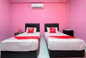 Hotel Coop by OYO Rooms