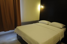 Cathay Hotel