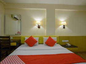 Grand Eastern Hotel By OYO Rooms