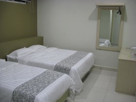Hii-5 Hotel