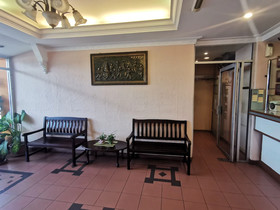 Hotel Holiday Park by OYO Rooms