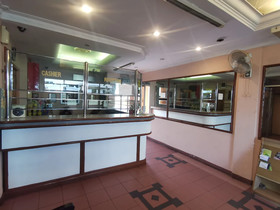 Hotel Holiday Park by OYO Rooms