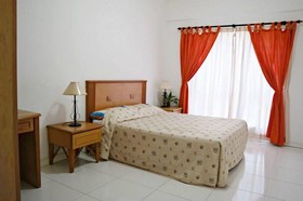 KK Marina Court Resort Vacation Condos & Holiday Service Suites