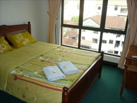 KK Stays at Marina Court Resort Condominium