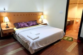 Marina Court Resort Condominium
