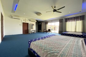 Oyo Home 90319 Ambong Bay Resthouse Homes