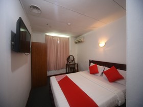 Plaza Hotel by OYO Rooms