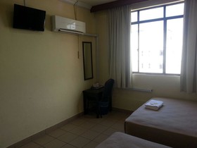 Iskandar Sinsuran Homestay