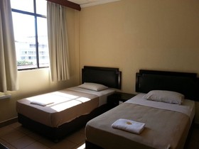 Iskandar Sinsuran Homestay