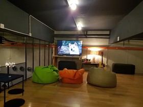 SKYPOD Hostel