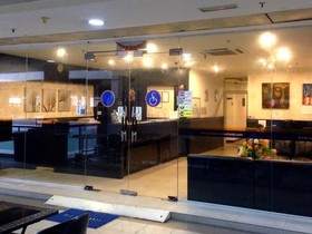 Switz Paradise Hotel by OYO Rooms
