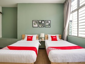 Treeline Urban Inn by OYO Rooms