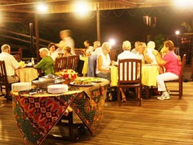 Borneo Tempurung Seaside  Lodge