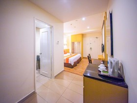Grand Eastern Hotel