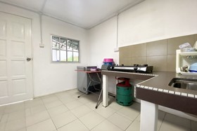 OYO Home 90329 Bridge House Homestay