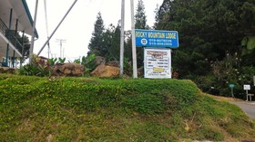 Rocky Mountain Lodge