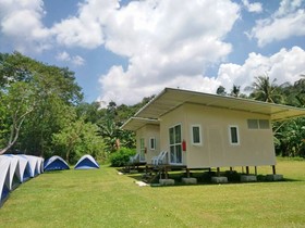 Kiulu Riverside Chalet