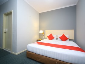Jockey Lodge Hotel by OYO Rooms