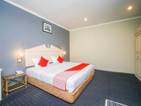 Jockey Lodge Hotel by OYO Rooms