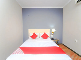 Jockey Lodge Hotel by OYO Rooms