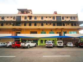 Jockey Lodge Hotel by OYO Rooms