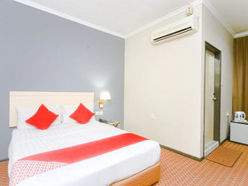 Jockey Lodge Hotel by OYO Rooms
