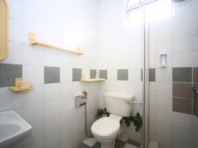 Jockey Lodge Hotel by OYO Rooms