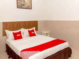 Leila Hotel by OYO Rooms