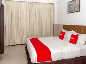 Leila Hotel by OYO Rooms