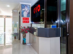 Leila Hotel by OYO Rooms