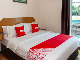 Marine Bay Hotel