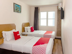 Marine Bay Hotel