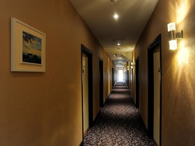 One Avenue Hotel
