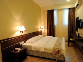 One Avenue Hotel