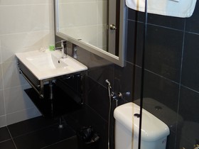 One Avenue Hotel