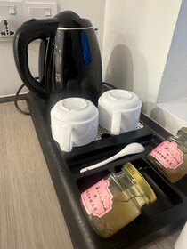 Ru Jia Hai She Hotel