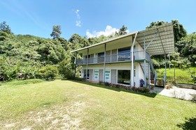 OYO Home 90318 Tambunan Nature Lodge