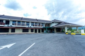 OYO 89988 Tambunan Rafflesia Hotel