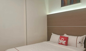 Ambassador Residence by ZEN Rooms