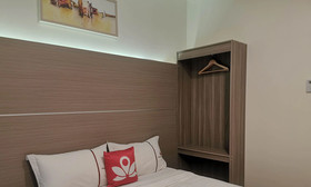 Ambassador Residence by ZEN Rooms