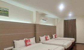 Ambassador Residence by ZEN Rooms